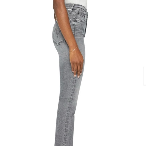 MOTHER 
Rider ~ high rise straig leg 
Grey 
Size 26 - Picture 3 of 11